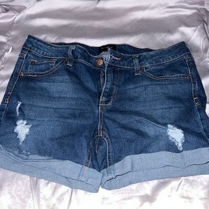 Celebrity Pink shorts 11/30